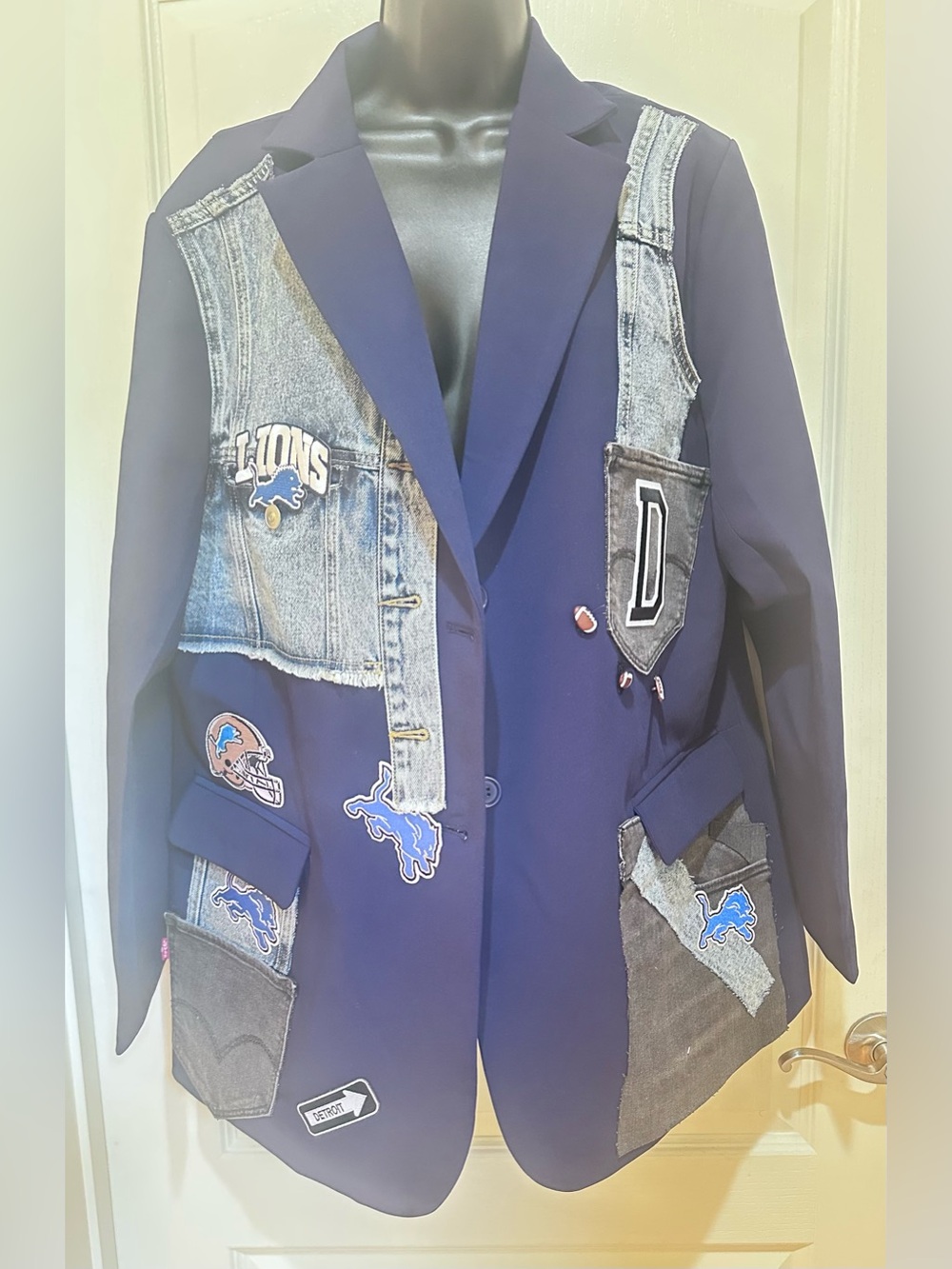 Upcycled Detroit inspired Patchwork Navy Blazer size 16 - Picture 3 of 6